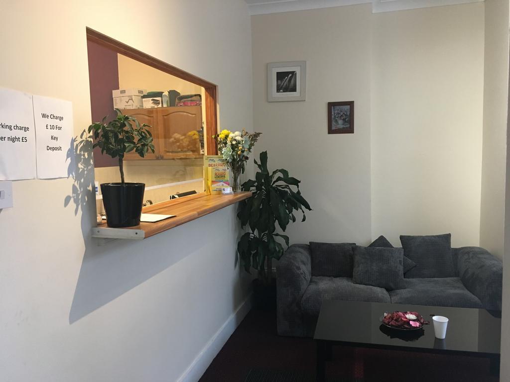Stratford Hotel Лондон Экстерьер фото