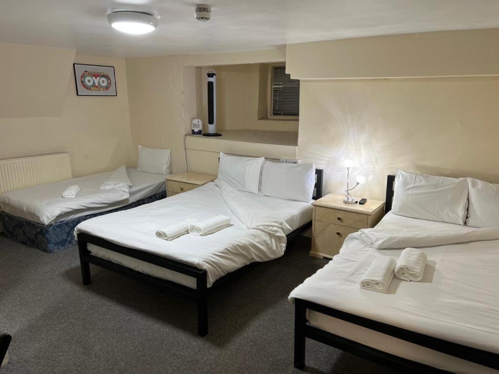 Stratford Hotel Лондон Экстерьер фото