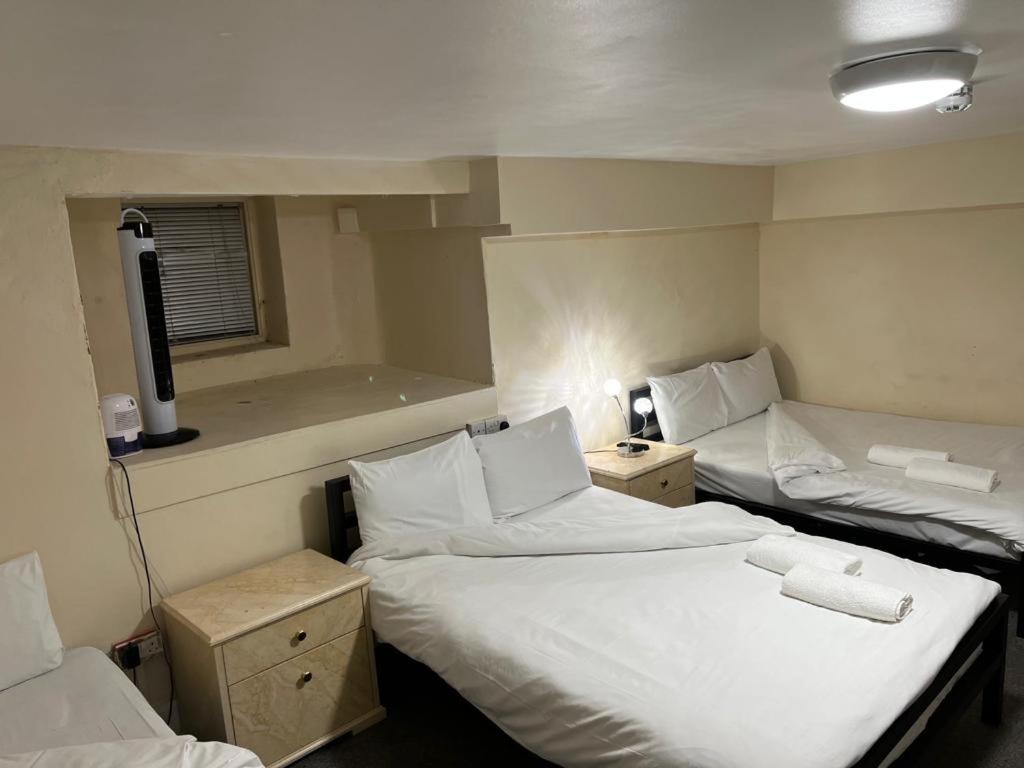 Stratford Hotel Лондон Экстерьер фото