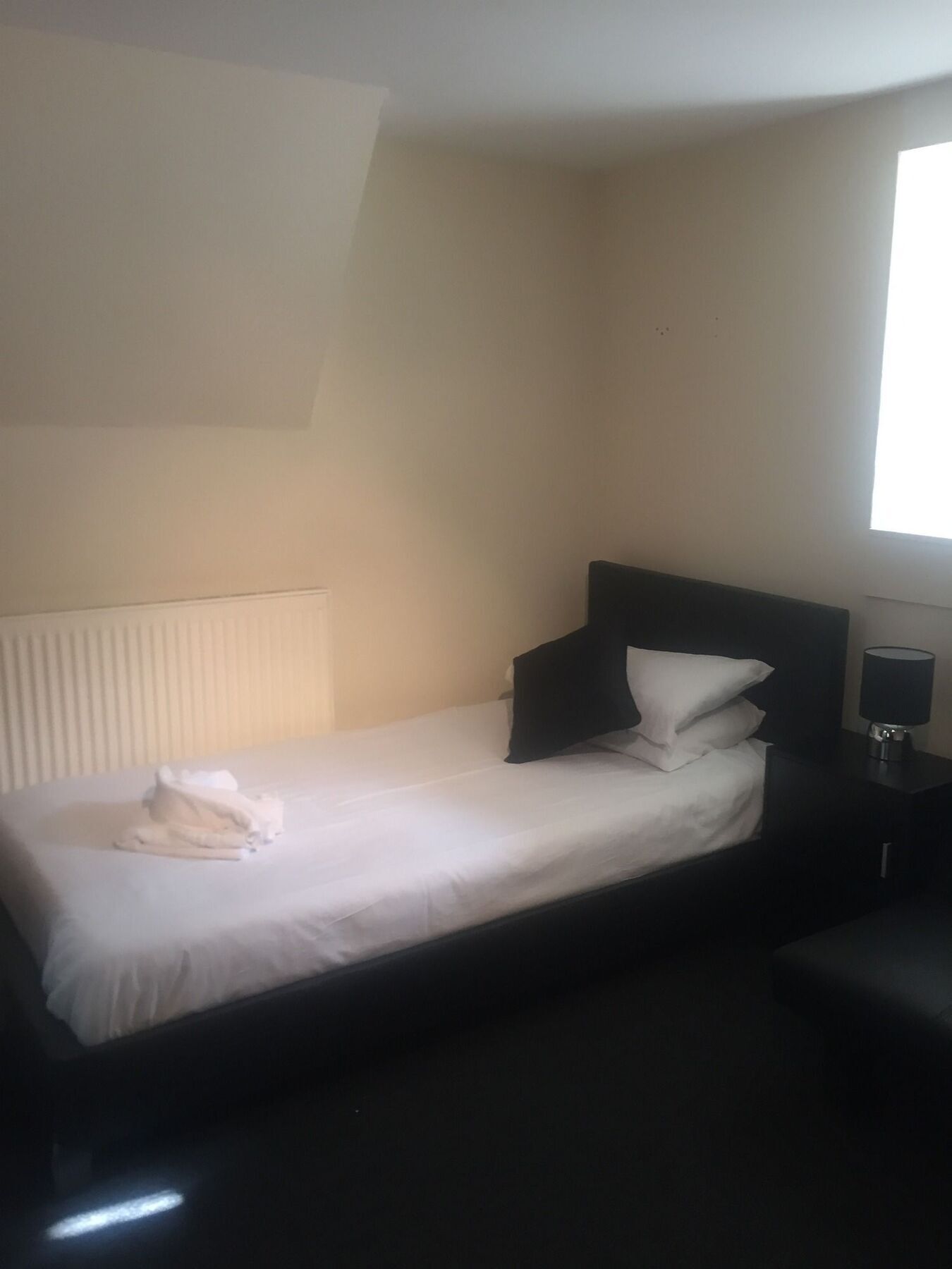 Stratford Hotel Лондон Экстерьер фото